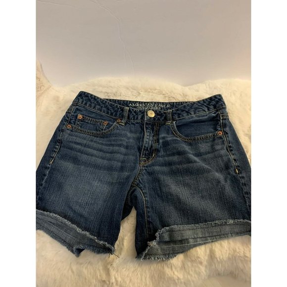 American Eagle Outfitters Jean Shorts Womens Size 6 Blue Modest Fit - Picture 1 of 6